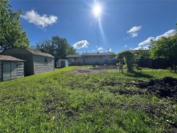 267 2nd Street Nw, Altona, MB R0G0B1 Photo 17