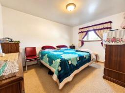 Dining room - 267 2nd Street Nw, Altona, MB R0G0B1 Photo 9