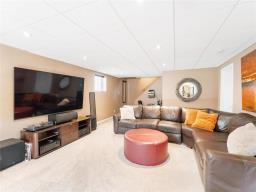 139 William Gibson Bay, Winnipeg, MB R2C5L8 Photo 33