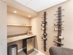 139 William Gibson Bay, Winnipeg, MB R2C5L8 Photo 36