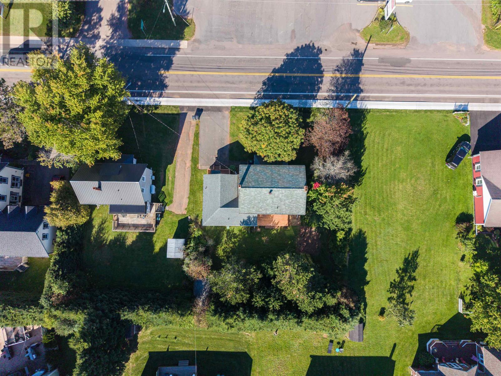 38 Broadway Street - Image 31