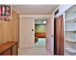 5615 51 Avenue, Camrose, AB T4V0W3 Photo 34