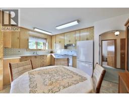 5615 51 Avenue, Camrose, AB T4V0W3 Photo 12