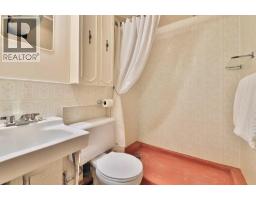 5615 51 Avenue, Camrose, AB T4V0W3 Photo 31