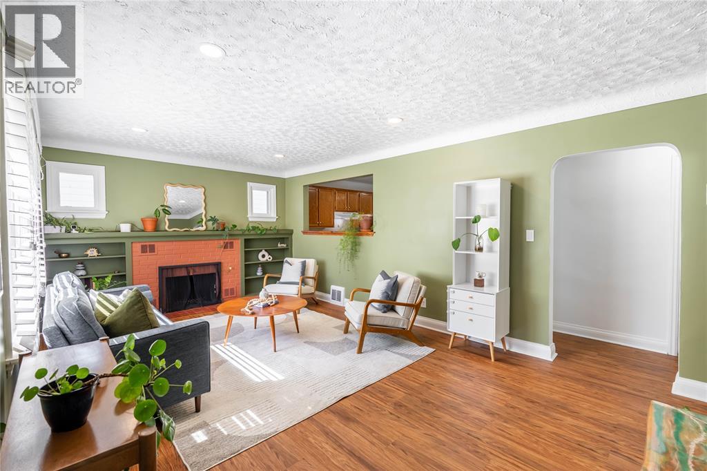 778 WELLINGTON Street, Sarnia, Ontario, N7T1J6, Sarnia, Ontario — photo 4 of 5
