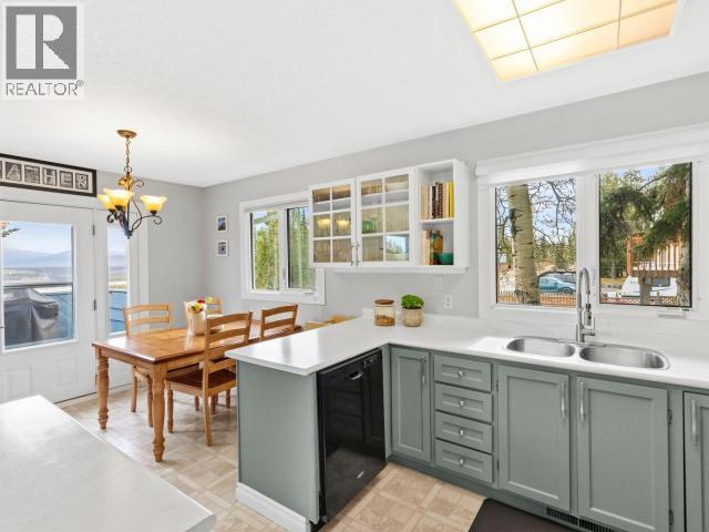 40 OAK STREET - Image 10