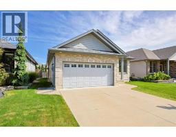 229 Meadowlark Lane, Sarnia, ON N7S0B6 Photo 27