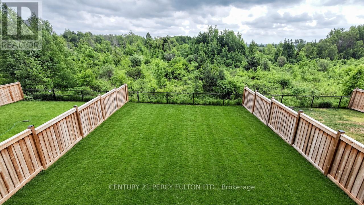 166 FERRAGINE CRESCENT - Image 36