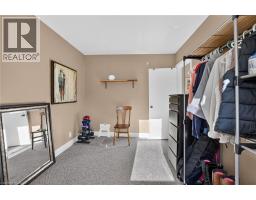 416 Bartlett Avenue, Grimsby, ON L3M2N4 Photo 19