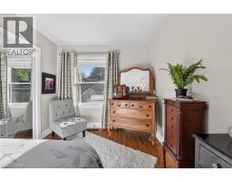 416 Bartlett Avenue, Grimsby, ON L3M2N4 Photo 14