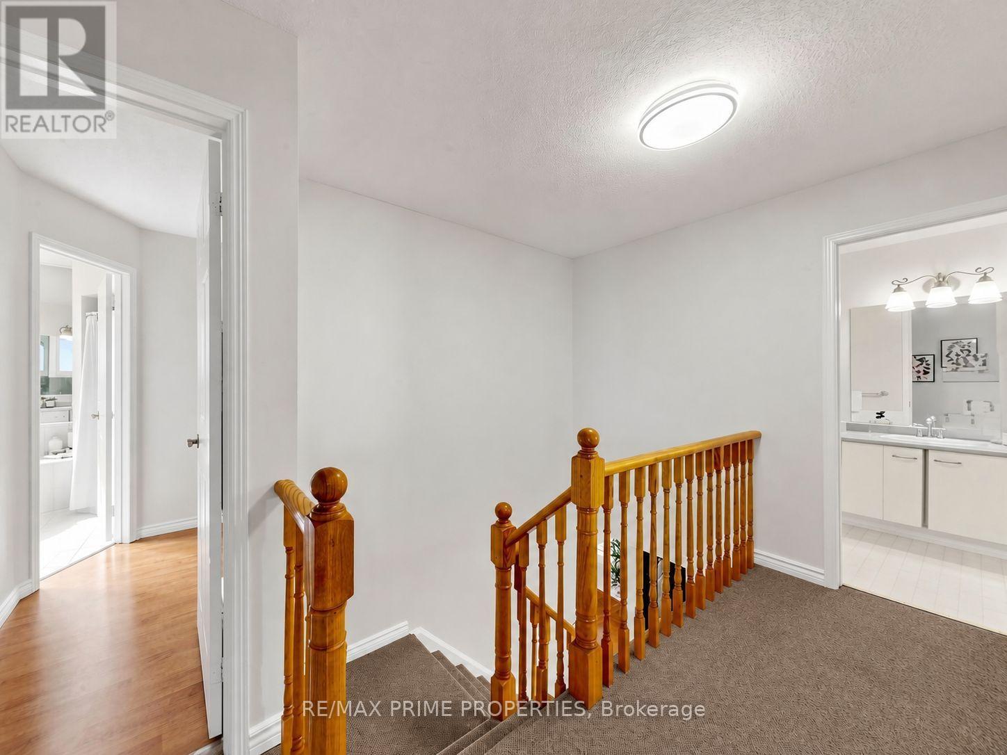 29 REDMOND DRIVE - 18