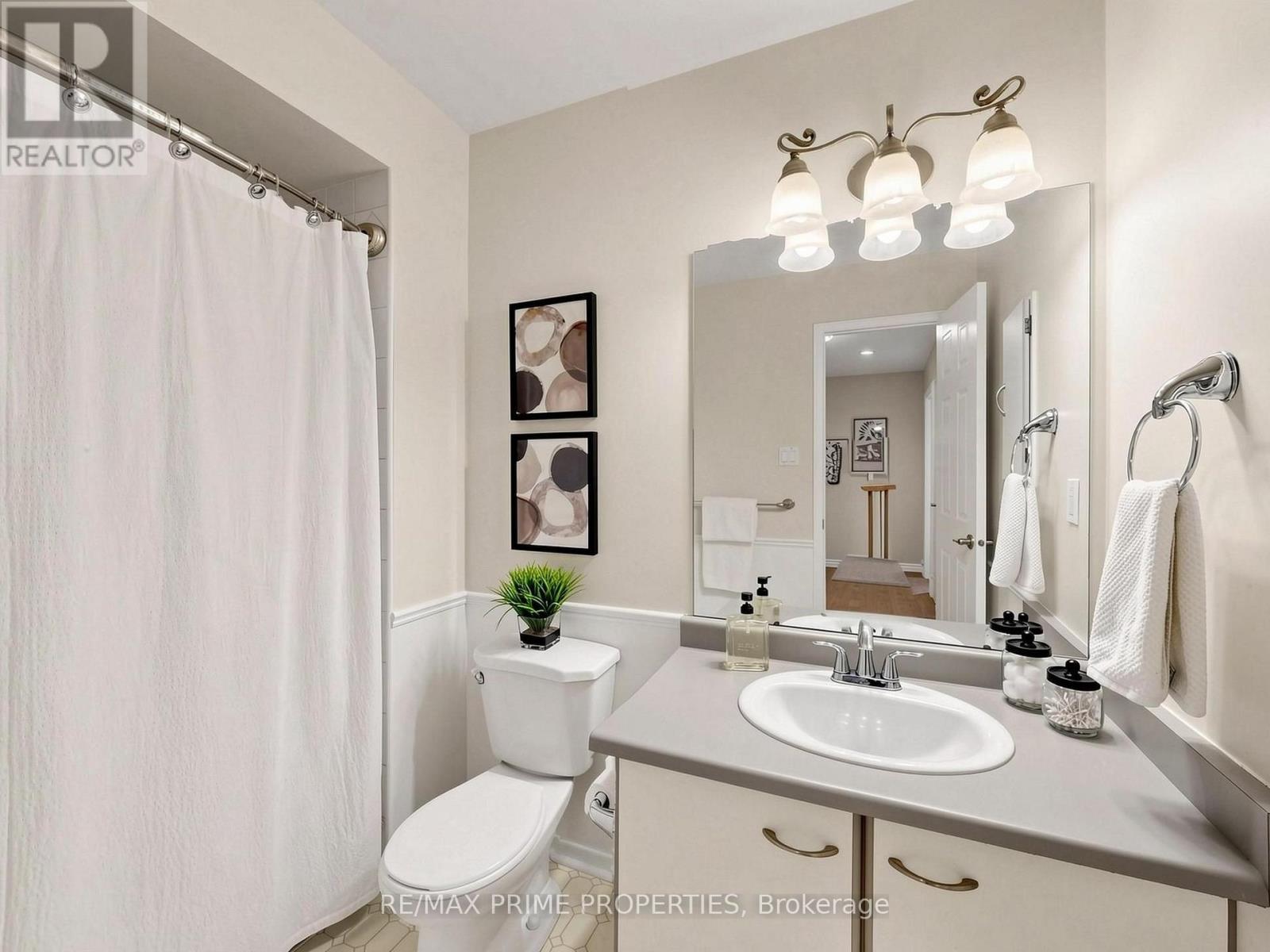 29 REDMOND DRIVE - 26