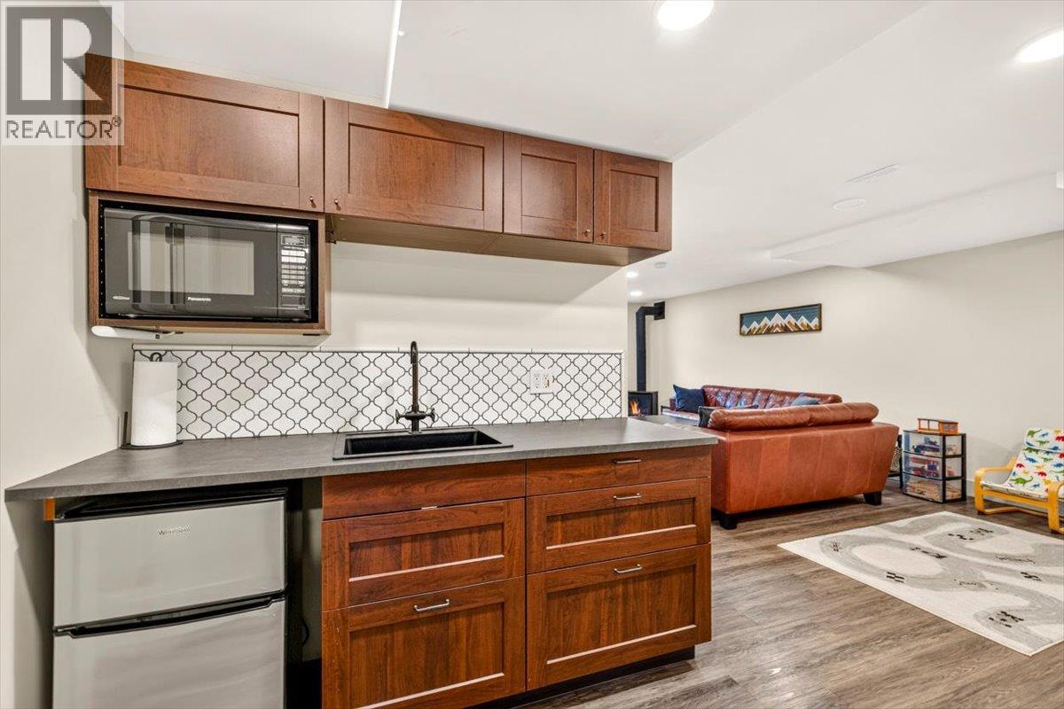 36 Mt Trinity Avenue - 45
