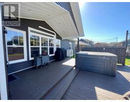 8 Ivanys Road thumbnail 11