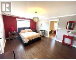 8 Ivanys Road thumbnail 32