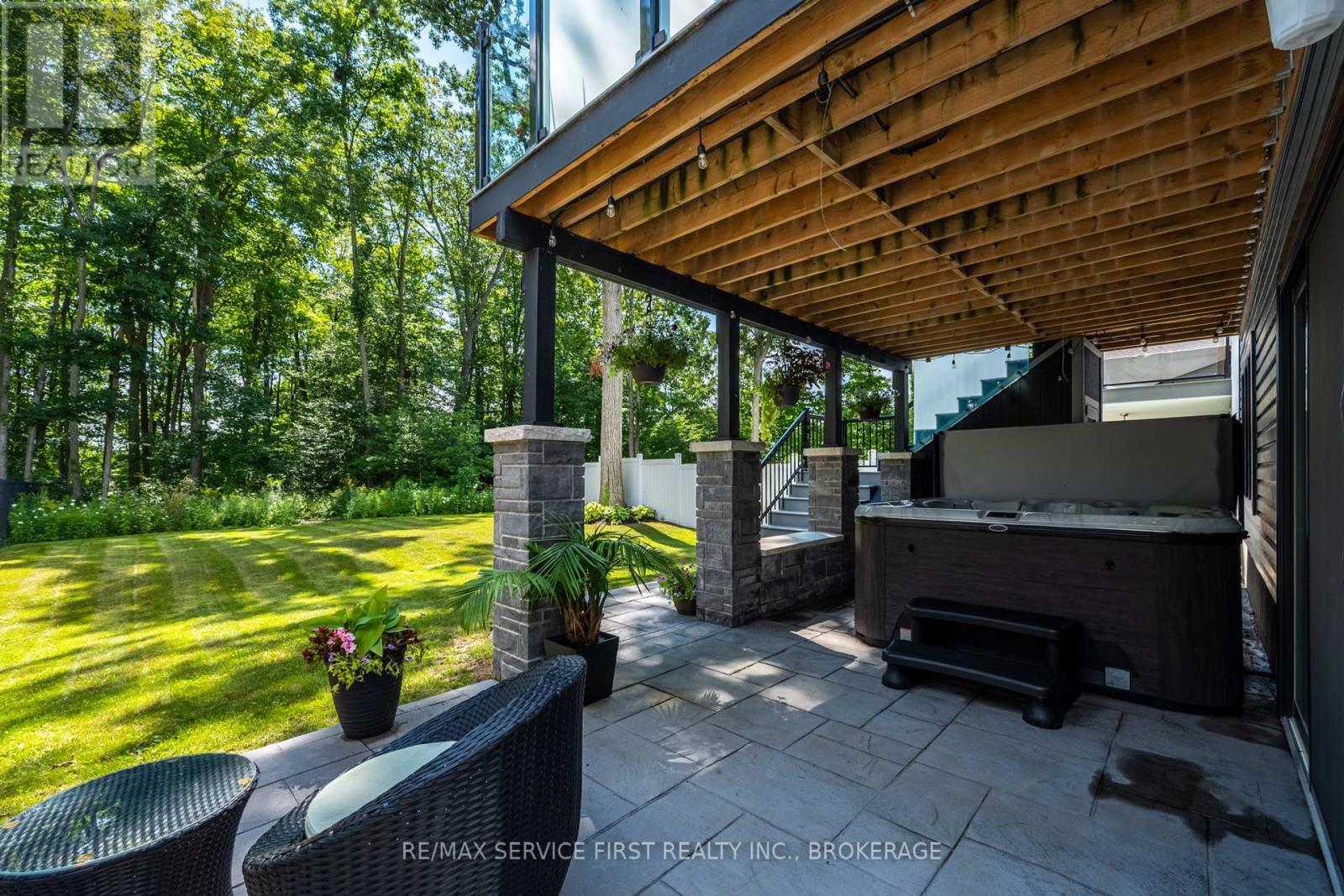 1361 OTTAWA STREET - 4