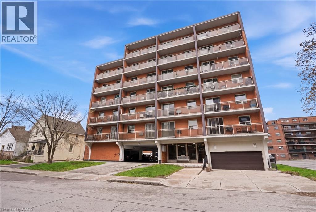 #303 30 SUMMIT Avenue - 2