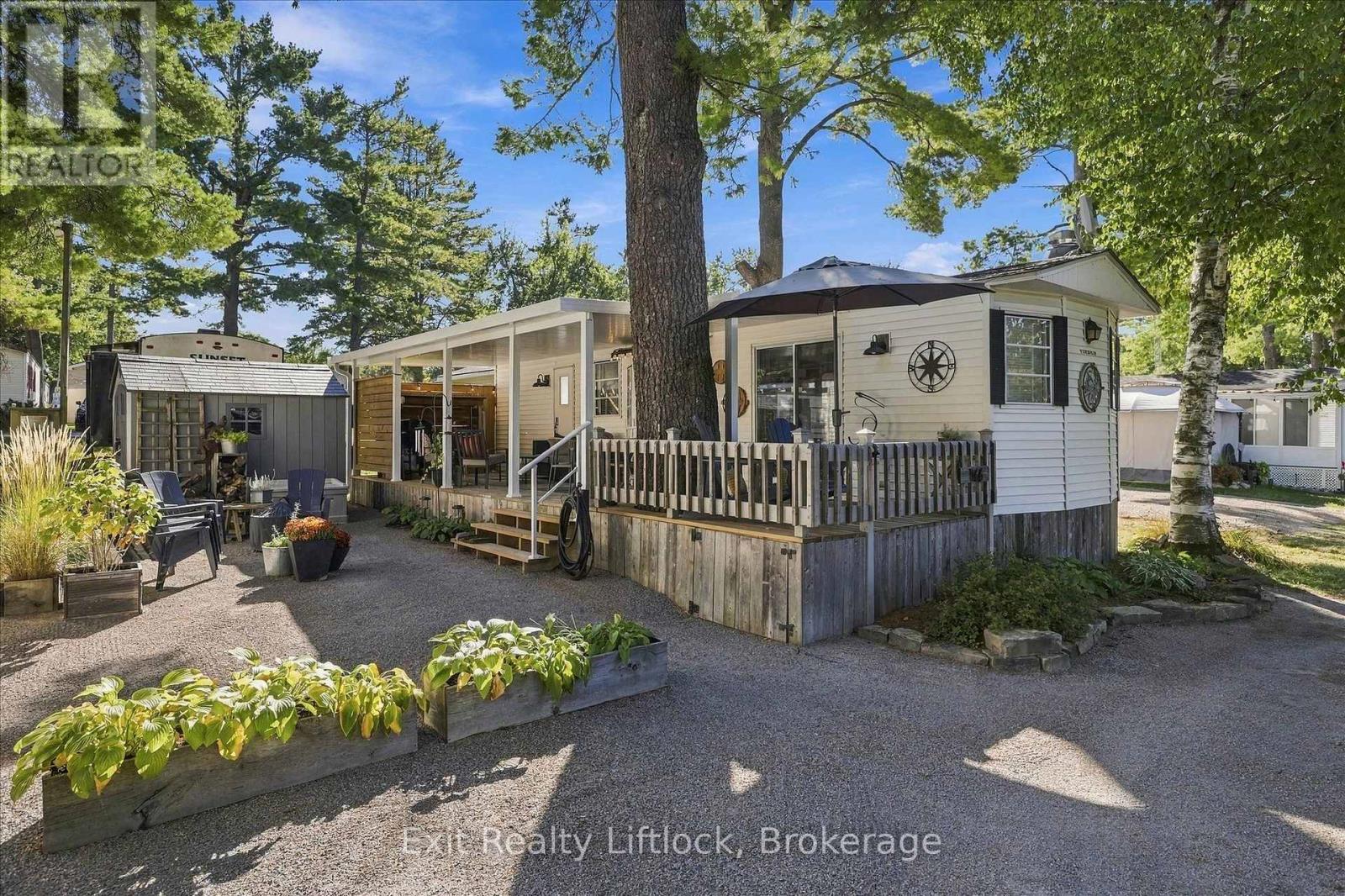 (166 WHISPERING PINES) - 2560 WESTVIEW ROAD - Image 26