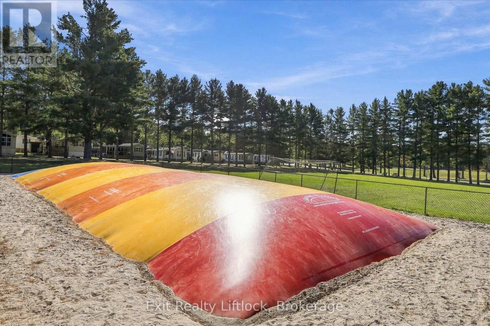 (166 WHISPERING PINES) - 2560 WESTVIEW ROAD - Image 35