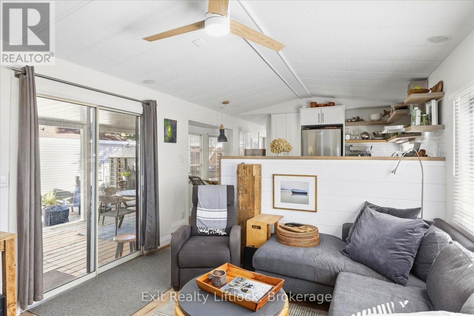 (166 WHISPERING PINES) - 2560 WESTVIEW ROAD - 4