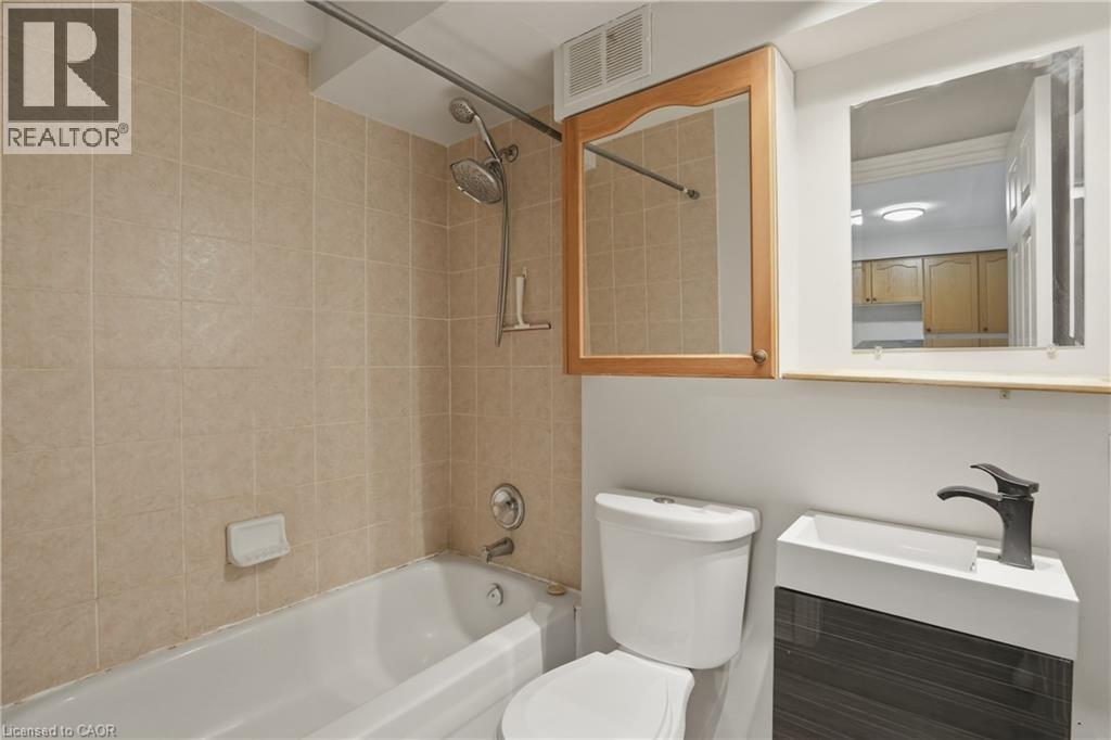 #303 30 SUMMIT Avenue - 16