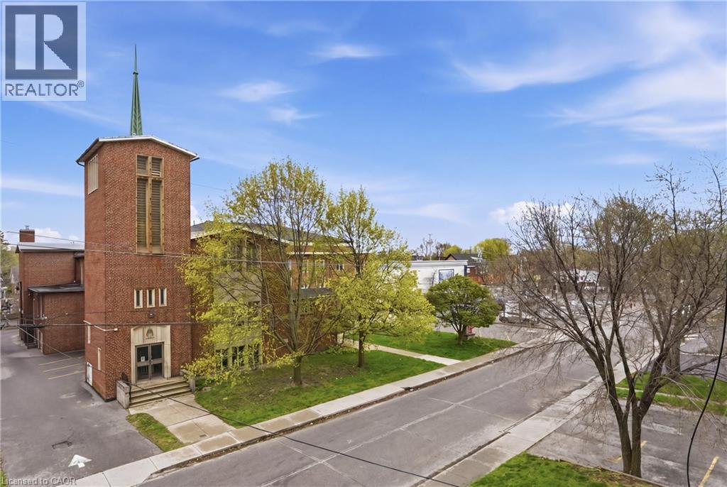 #303 30 SUMMIT Avenue - 20