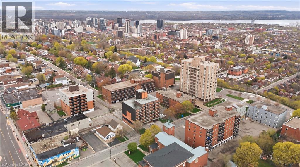 #303 30 SUMMIT Avenue - Image 25