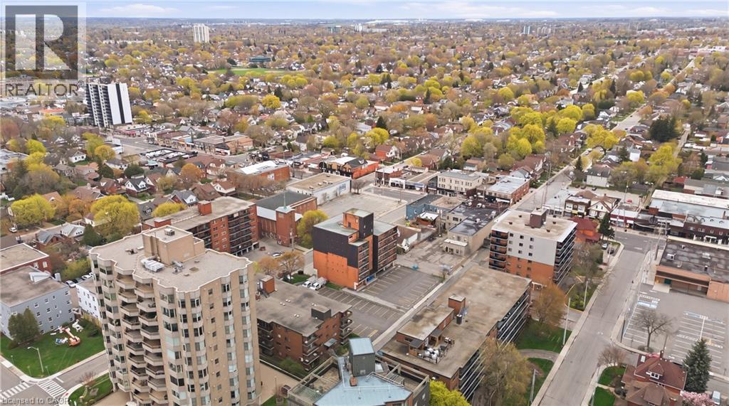 #303 30 SUMMIT Avenue - Image 27