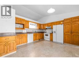 150 Chudleigh Street, Etzikom, AB T0K0W0 Photo 32