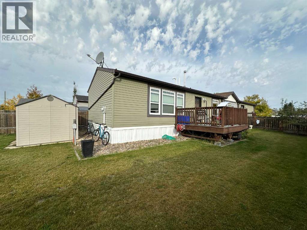 5007 44 Avenue - 21