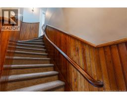77 Mecklenburg Street, photo 4