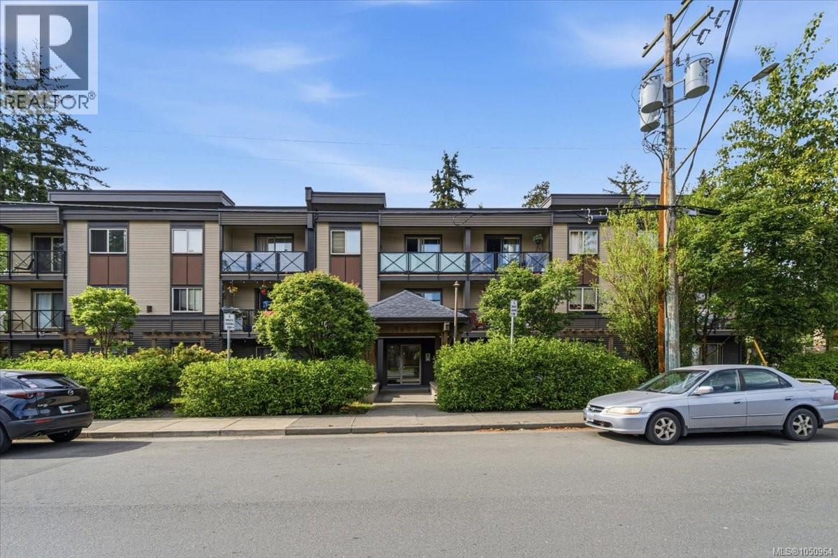 #102 1600 Caspers Way - 1