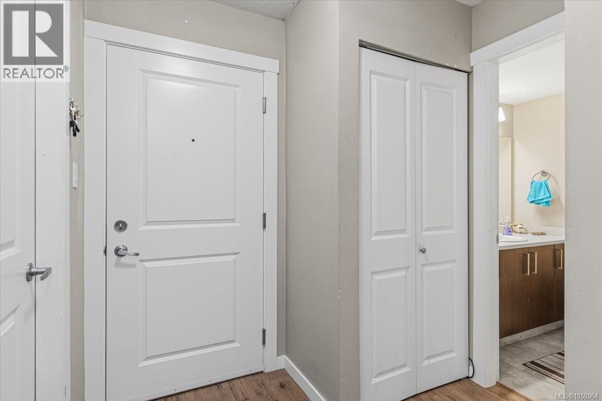 #102 1600 Caspers Way - 13