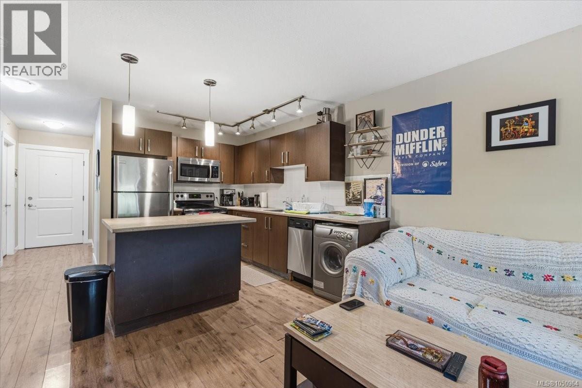 #102 1600 Caspers Way - Image 6