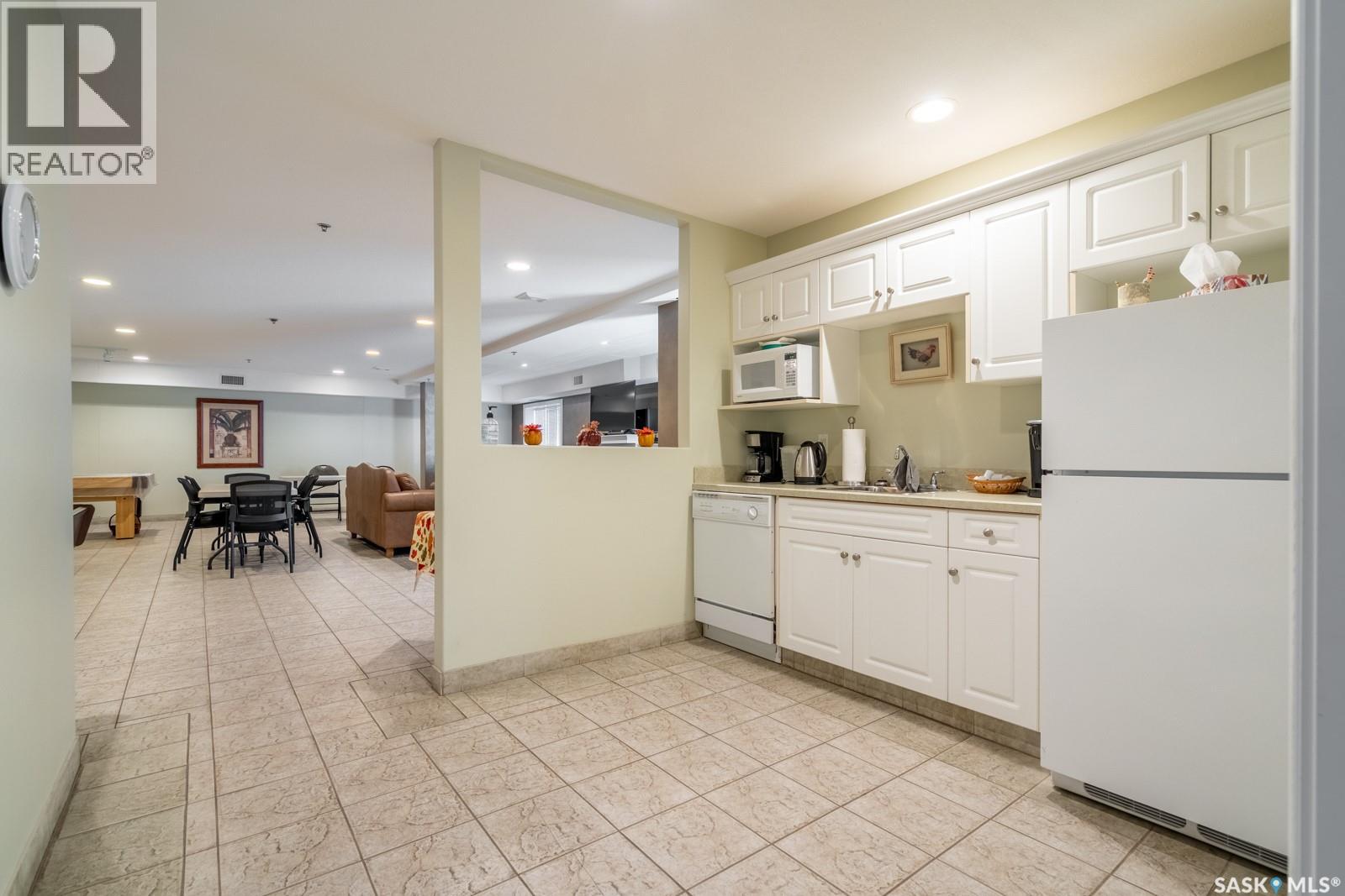 #304 2909 Arens ROAD E - 34