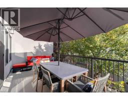 4pc Bathroom - 1815 30 Avenue Sw, Calgary, AB T2T1P8 Photo 14