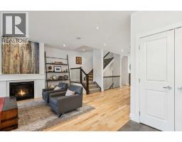 Bedroom - 1815 30 Avenue Sw, Calgary, AB T2T1P8 Photo 7
