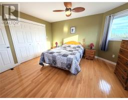 45 Finn Avenue thumbnail 26