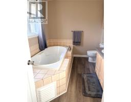 45 Finn Avenue thumbnail 27