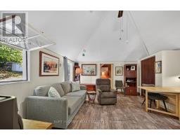 963 Narrows Lane, Leeds And The Thousand Islands, ON K0E1N0 Photo 15
