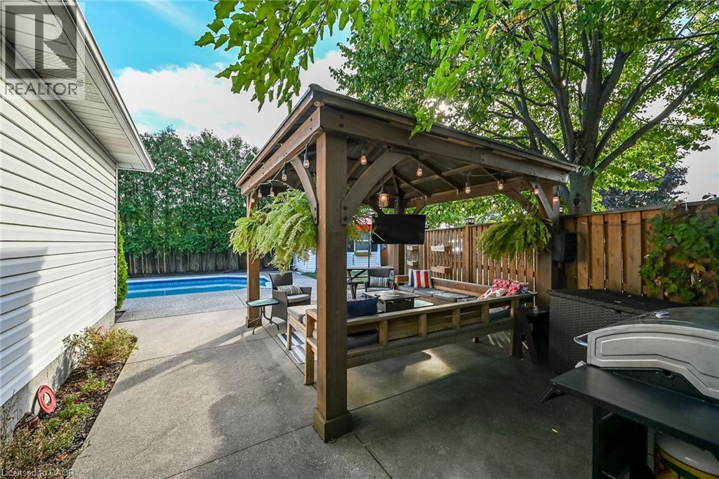 2 ADLER Avenue - 41