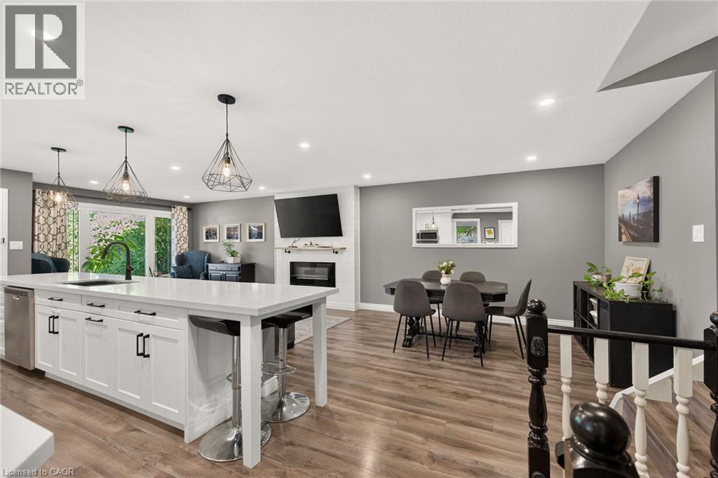 2 ADLER Avenue - 7