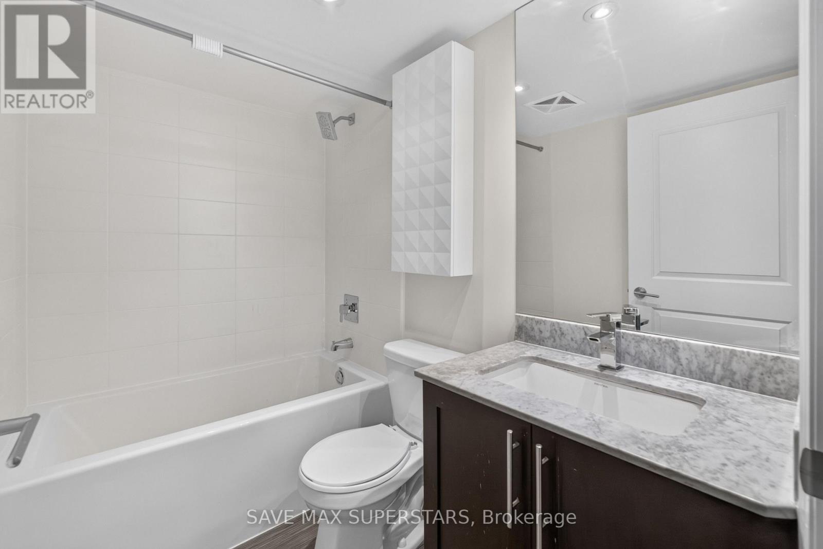 #714 35 BASTION STREET - Image 25