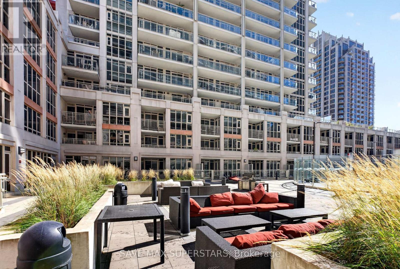 #714 35 BASTION STREET - Image 37
