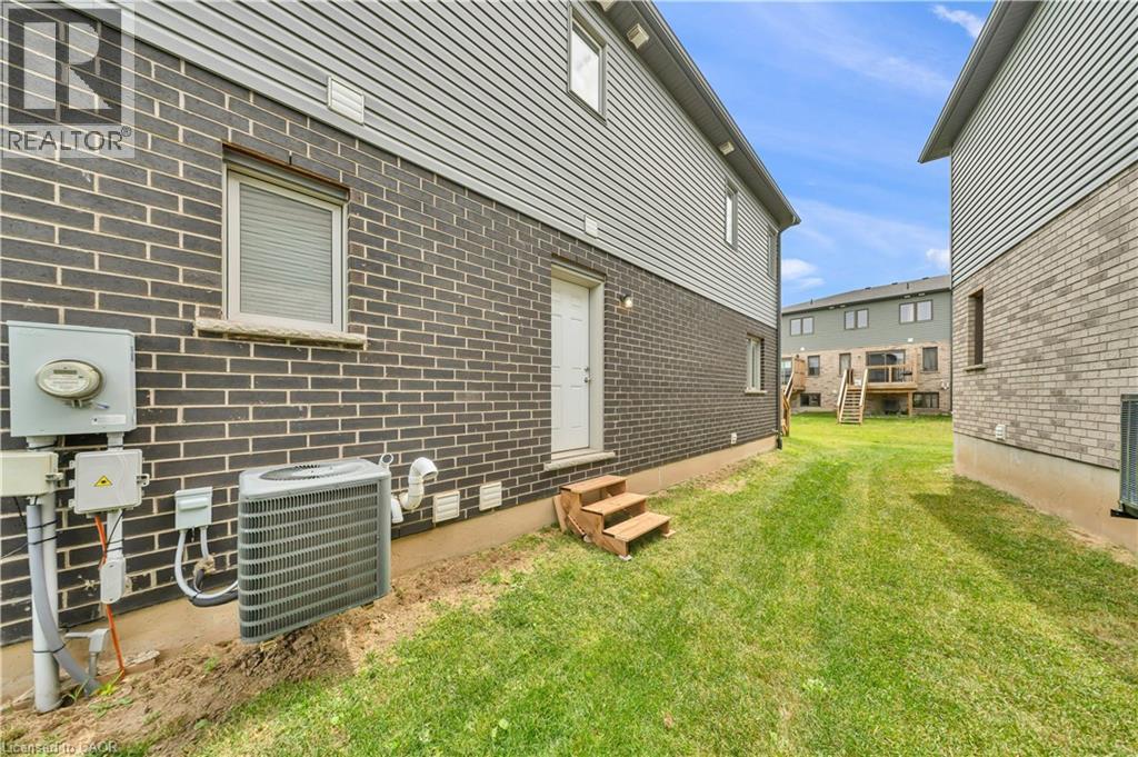 13 PONY Way — photo 2
