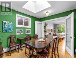 Upper - 277 Wychwood Avenue, Toronto, ON M6C2T6 Photo 6