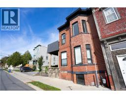 77 Mecklenburg Street, photo 2
