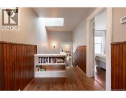 77 Mecklenburg Street, photo 5