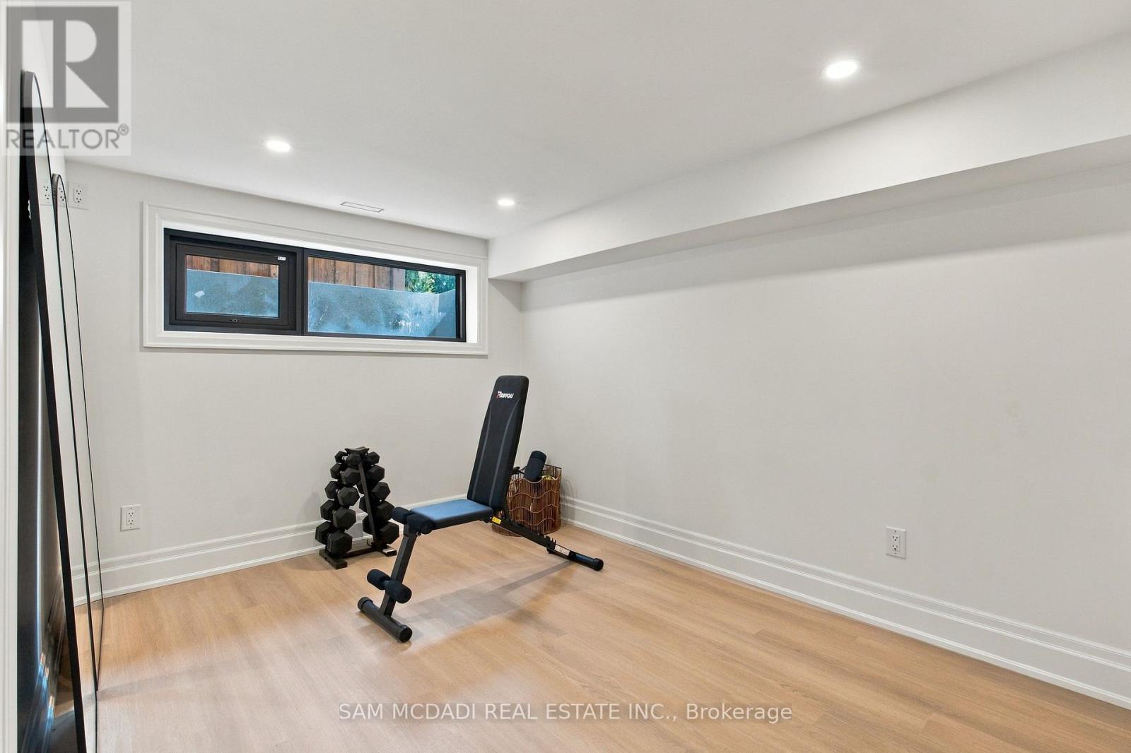 6 NORTH HILLS TERRACE - Image 40