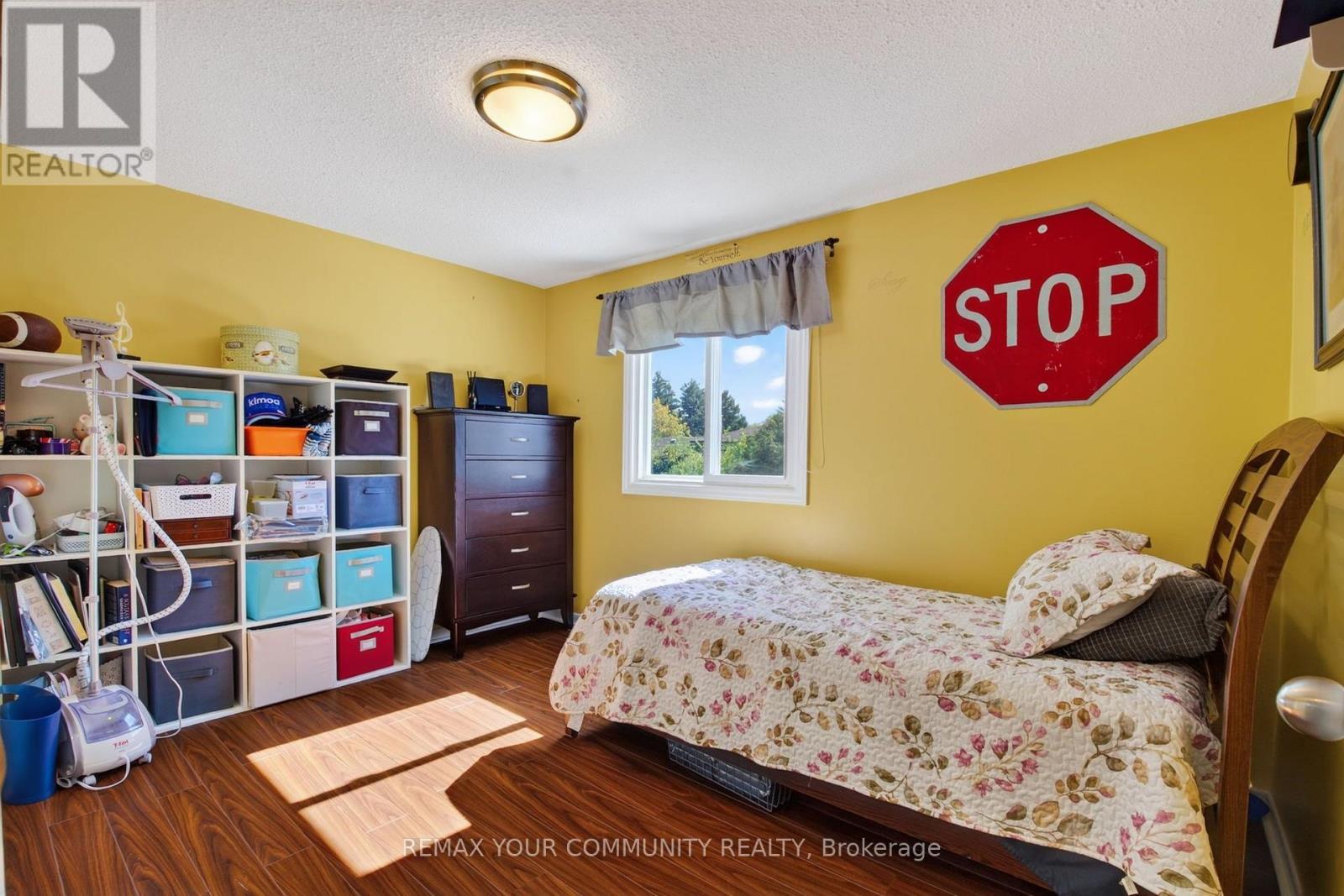 6 STANDBRIDGE COURT - 11
